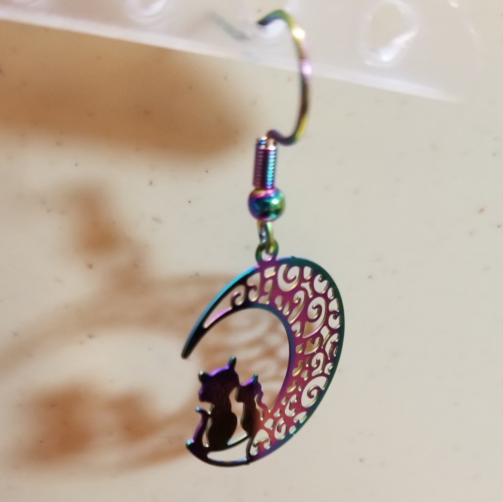 - Filigree Cats On The Quarter Moon Earrings - Picture 2 of 7